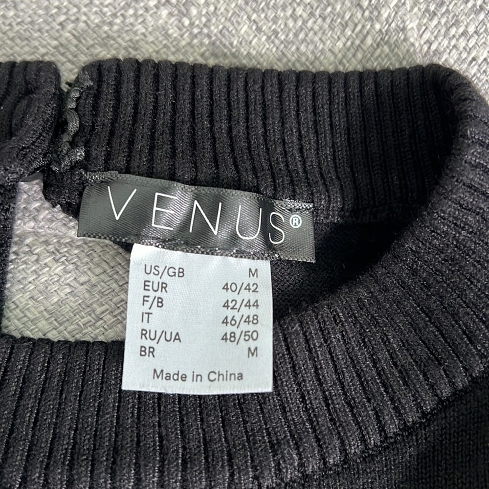 Sweater - Picture 11 of 12